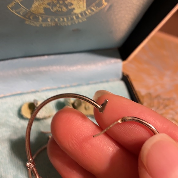 Y2K Juicy Couture Silver Heart hoop earrings - Picture 6 of 9